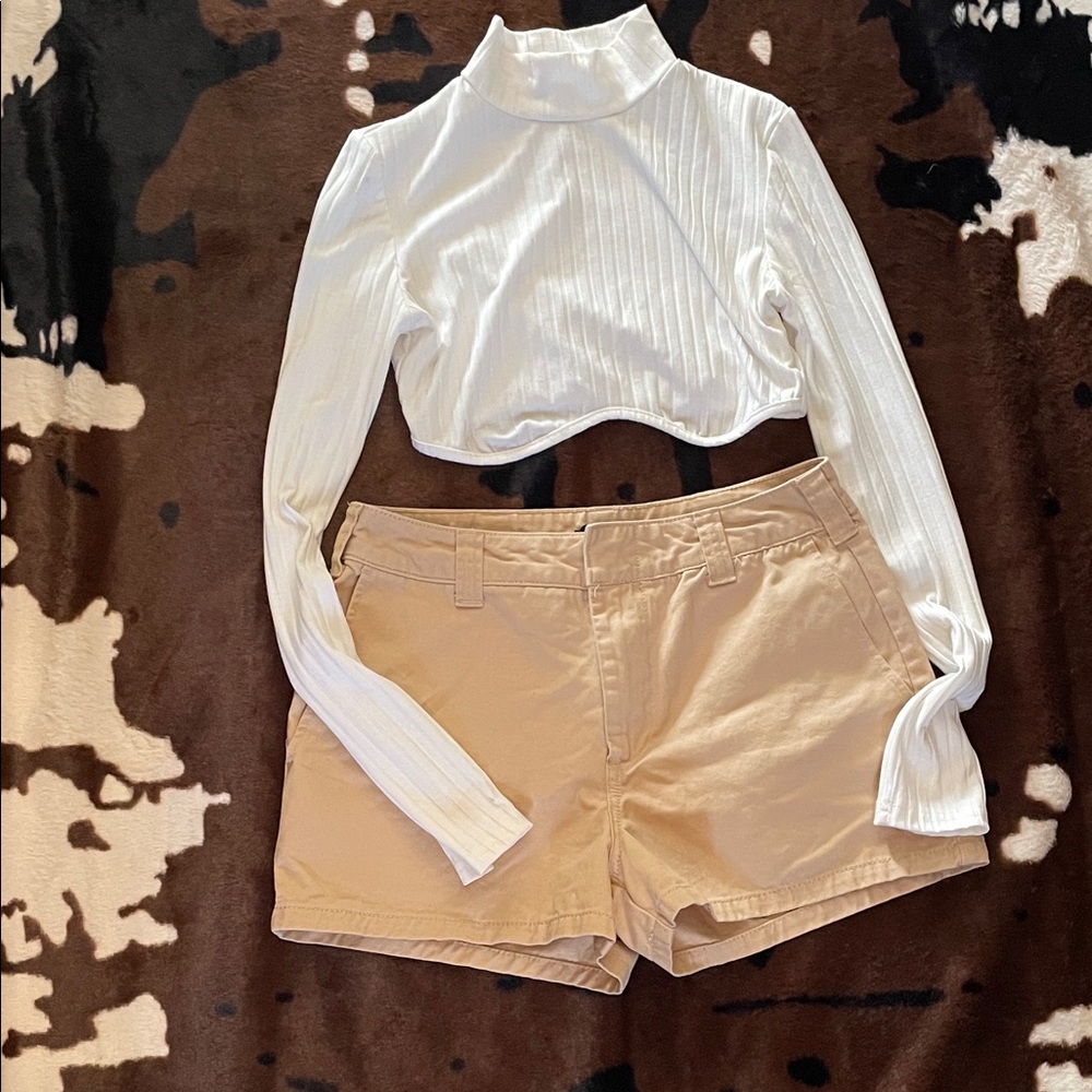 “Forever 21 & Shein” White Crop Top & Cream and Tan Shorts!